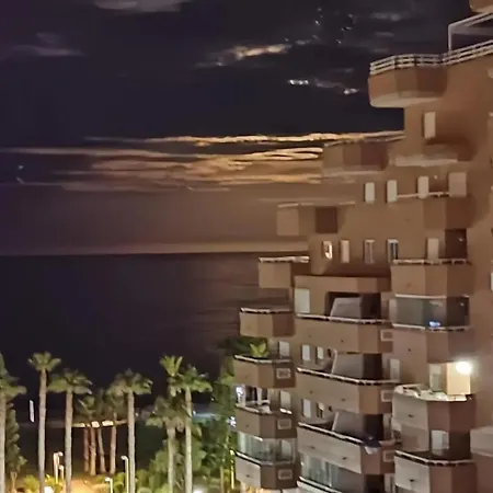 1ª Linea Playa Deluxe Costa Marina Apartment *